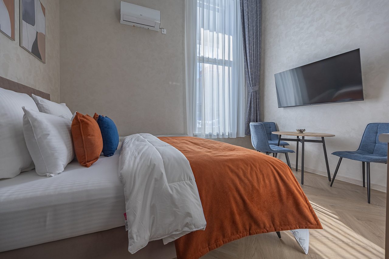 Апартаменты (Улучшенные 3-местные  (2+1) | Superior DBL + Extra bed), Апарт-отель Аура