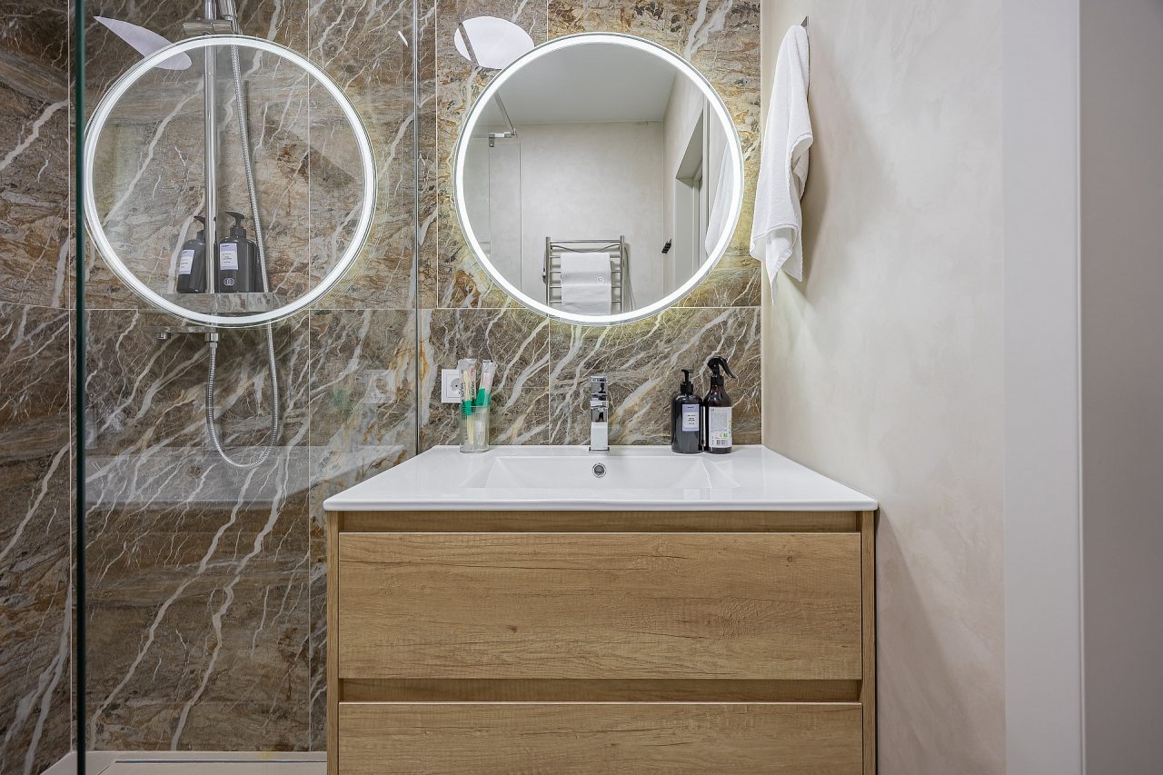 Апартаменты (Улучшенные 2+2 | Superior apt DBL + Sofa), Апарт-отель Аура