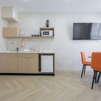 Апартаменты (Семейный 2-комнатный (2+2+1+1) | 2BR Family APT (2+2+1+1)), Апарт-отель Аура
