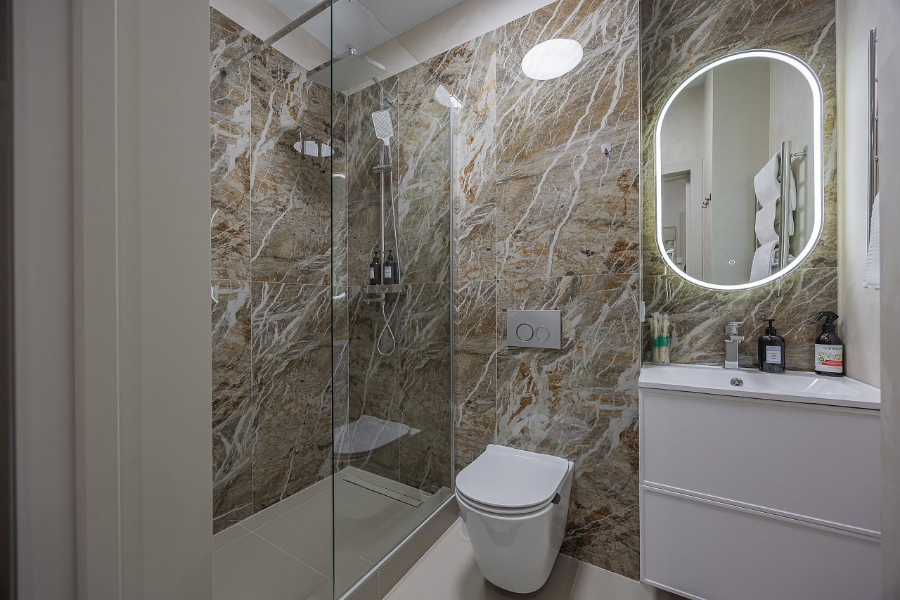 Апартаменты (Семейный 2-комнатный (2+2+1+1) | 2BR Family APT (2+2+1+1)), Апарт-отель Аура