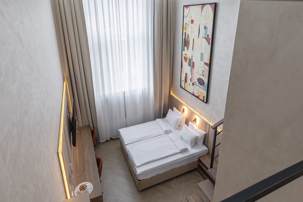 Четырехместный (Улучшенные четырехместные апартаменты 2+2 | Superior apt QUAD 2+2), Апарт-отель Аура