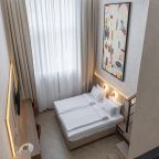 Четырехместный (Улучшенные четырехместные апартаменты 2+2 | Superior apt QUAD 2+2), Апарт-отель Аура