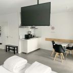 Студио (Петергоф 6), Апартаменты For Rent Syktyvkar