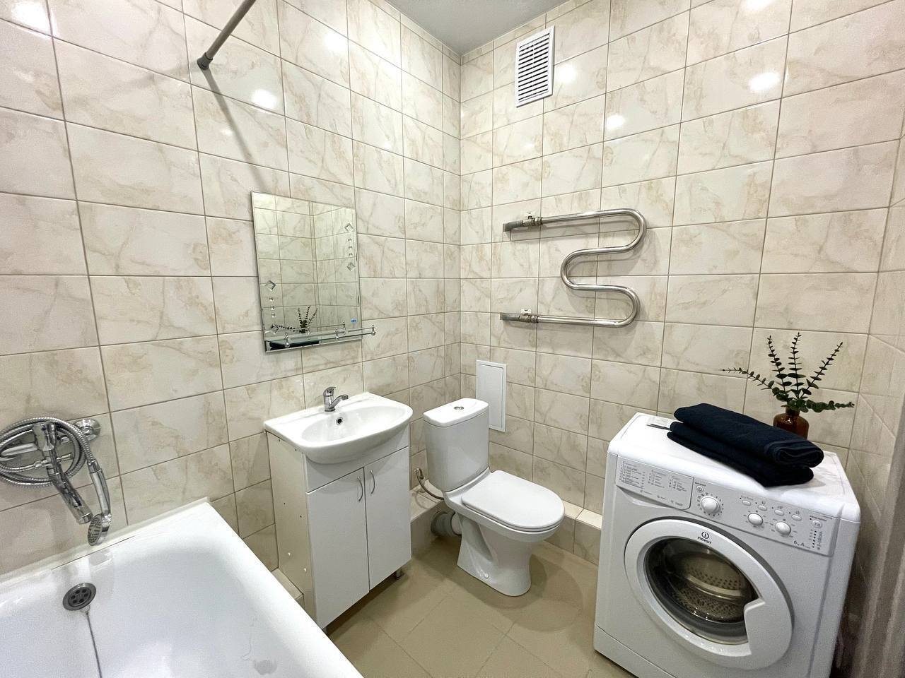 Квартира (Рядом с Аквапарком 5 эт), Апартаменты Home Hotel