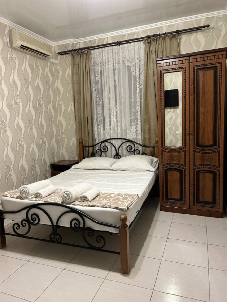 Трехместный (Стандарт плюс), Гостевой дом Семья