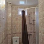 Трёхместный и более (Трёхместный с балконом. Три односпальные кровати.), Гостевой дом Легенда