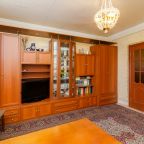 Апартаменты (Просторная 2-комнатная квартира рядом с парками и прудами), Апартаменты Квартира Есть на Михневском