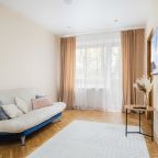 Апартаменты (У Филармонии в центре Минска), Апартаменты У бульвара Мулявина