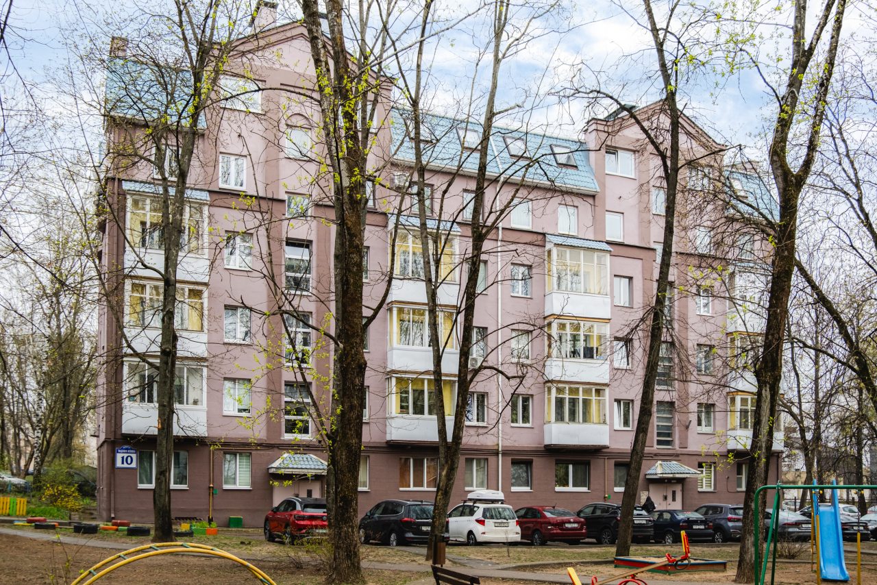 Апартаменты (У Филармонии в центре Минска), Апартаменты У бульвара Мулявина