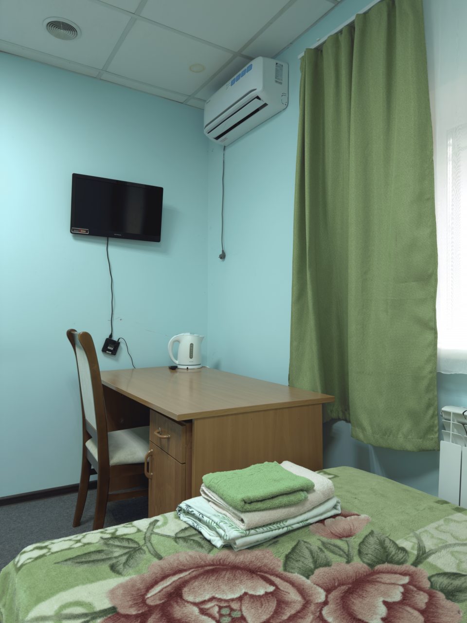Трёхместный и более (Номер 6), Хостел София