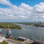 Трёхместный и более (Просторная 2-х комнатная квартира с видом на Дон), Апартаменты в жк Державинский