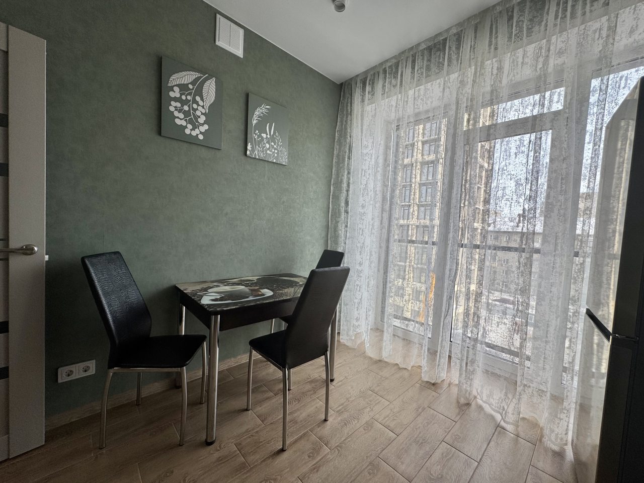 Апартаменты (Атмосфера Сна. Лаконичная двушка в сердце Новосибирска), Апартаменты Atmosfera Sna на Комсомольском проспекте 6
