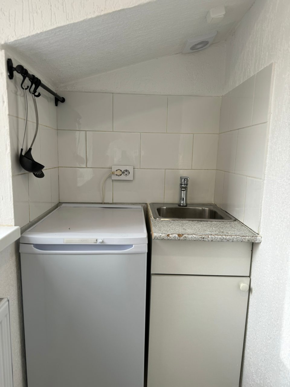 Апартаменты (Апартаменты мансарда , 15 линия ВО,  д.64), Апартаменты Still Rooms