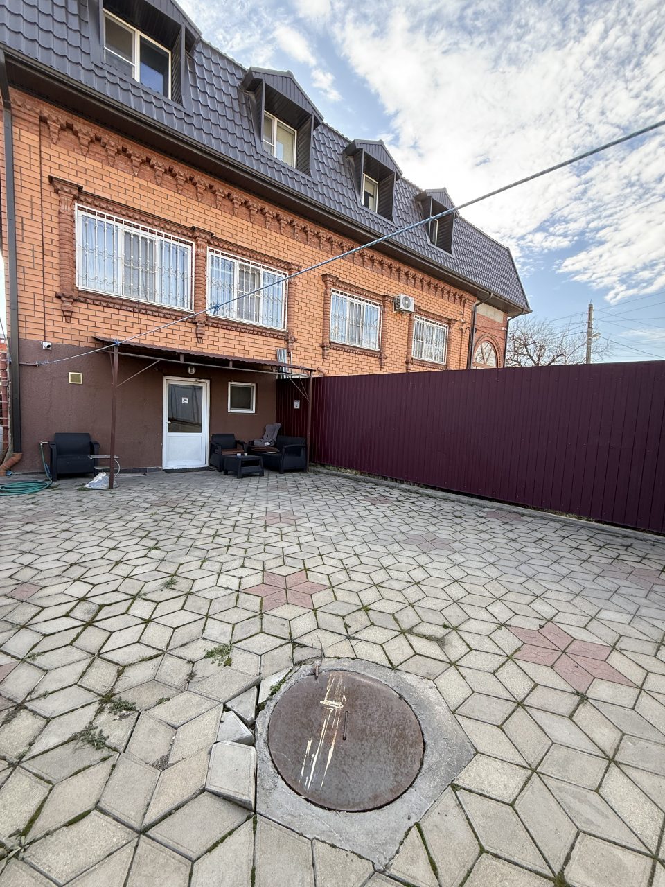 Зона для курения, отделенная от основной территории