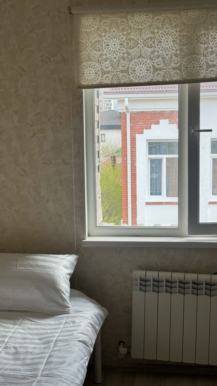 Вид на тихий частный двор