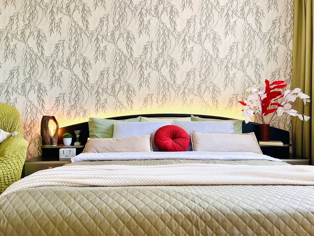Апартаменты (Двухкомнатные с кухней), Апартаменты ПоживёмТут на Никулинской 11
