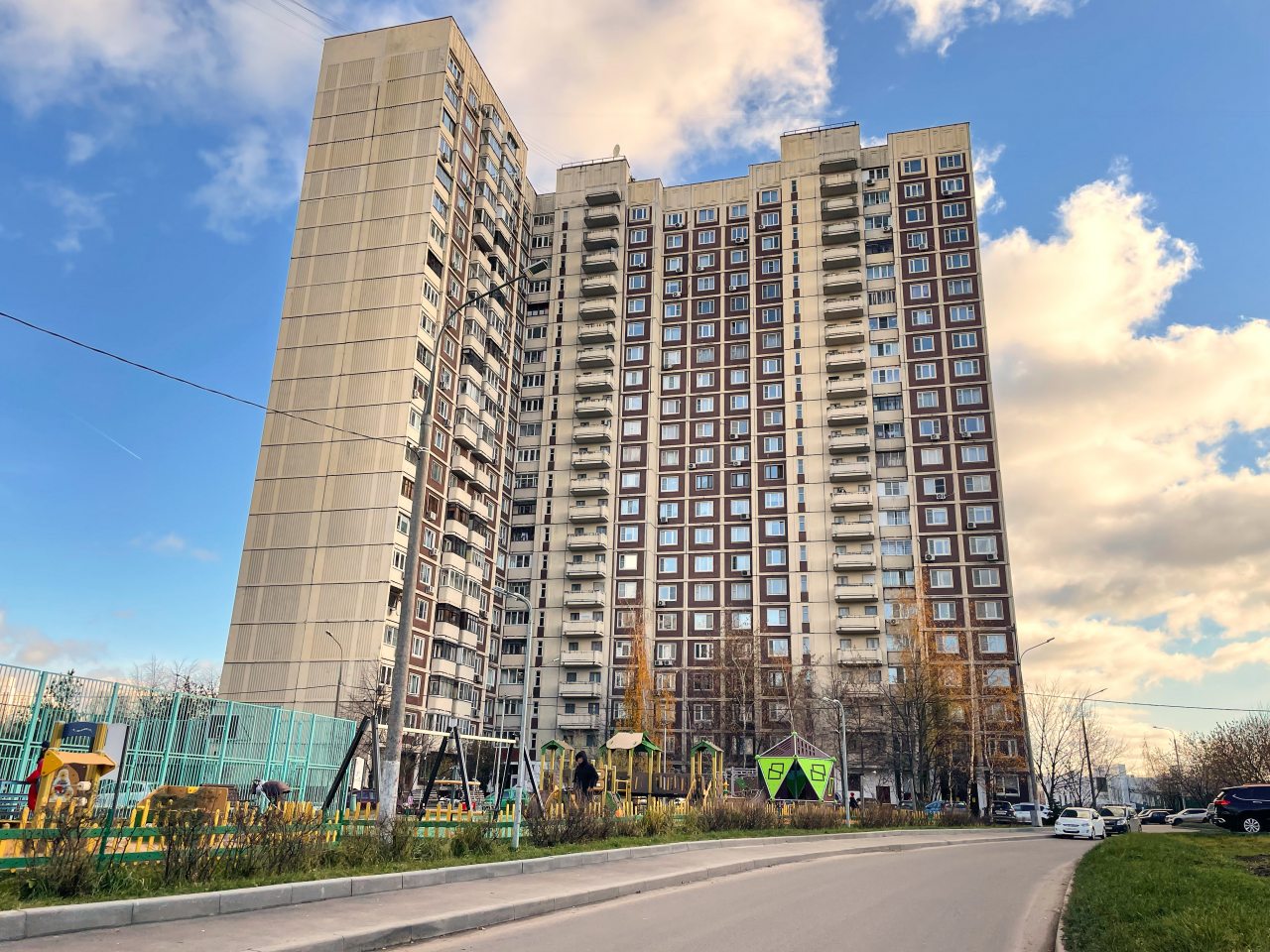 Апартаменты (Двухкомнатные с кухней), Апартаменты ПоживёмТут на Никулинской 11