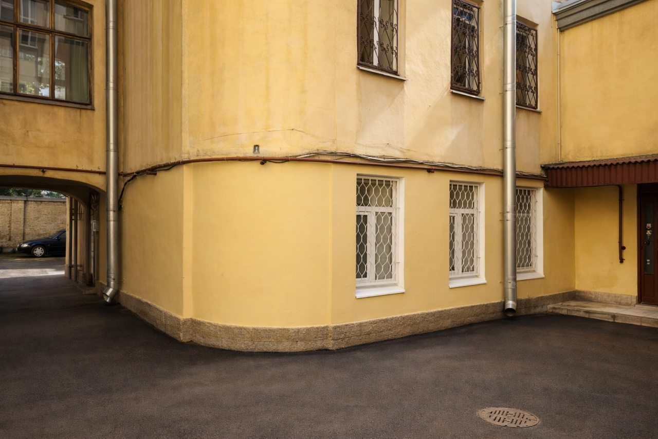 Апартаменты (Двухкомнатные Файв Стори Питер), Апартаменты Файв Стори Питер