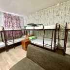Кровать в восьмиместном номере
