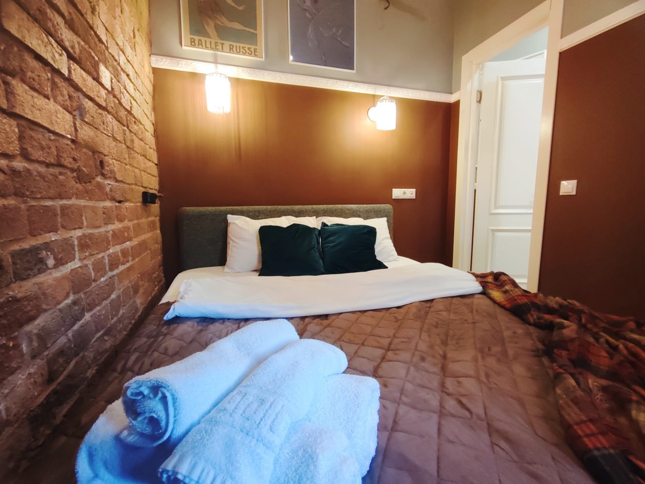 Четырехместный (Дягилев), Апартаменты Home24 у метро Бауманская