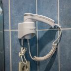 Трёхместный и более (Трёхместный стандарт с балконом и видом на реку), Гостевой дом Звезда