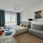 Апартаменты (На Мостотреста), Апартаменты Happy House на Мостотреста