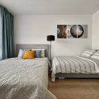 Апартаменты (На Мостотреста), Апартаменты Happy House на Мостотреста