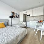 Апартаменты (На Мостотреста), Апартаменты Happy House на Мостотреста