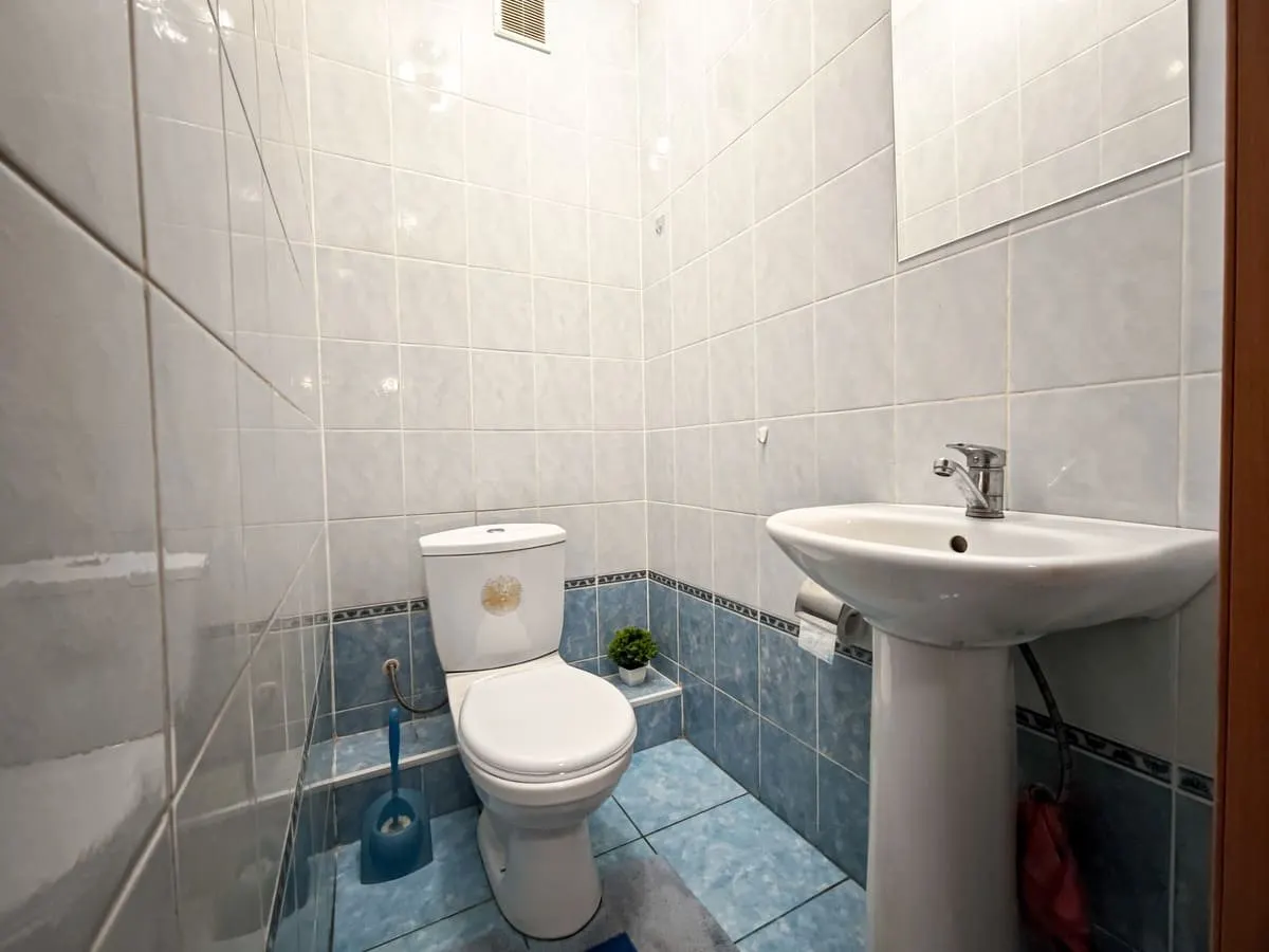 Трёхместный и более (Двухкомнатная квартира у Ауры), Апартаменты Квартиры у ТЦ в центре