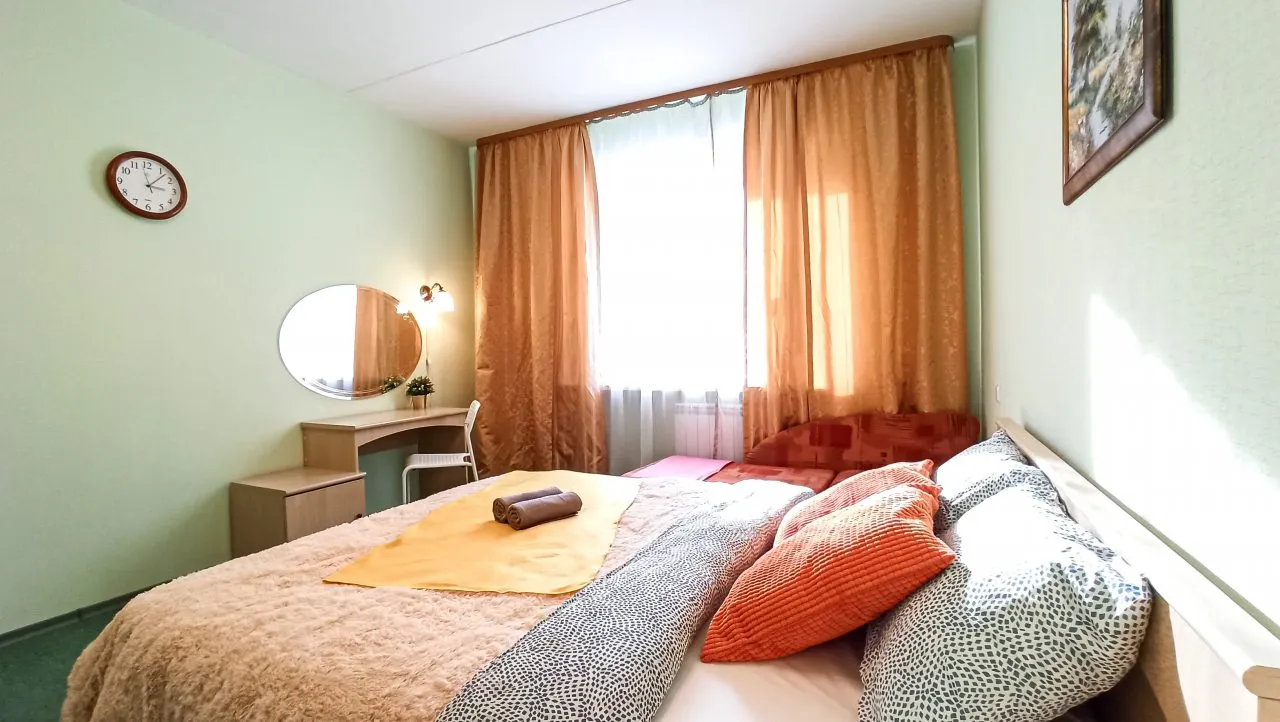 Трёхместный и более (Двухкомнатная квартира на Ленина), Апартаменты Квартиры у ТЦ в центре