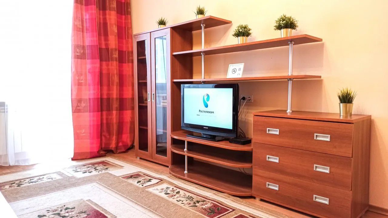 Трёхместный и более (Двухкомнатная квартира на Ленина), Апартаменты Квартиры у ТЦ в центре