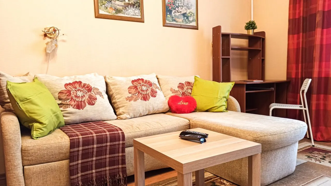 Трёхместный и более (Двухкомнатная квартира на Ленина), Апартаменты Квартиры у ТЦ в центре