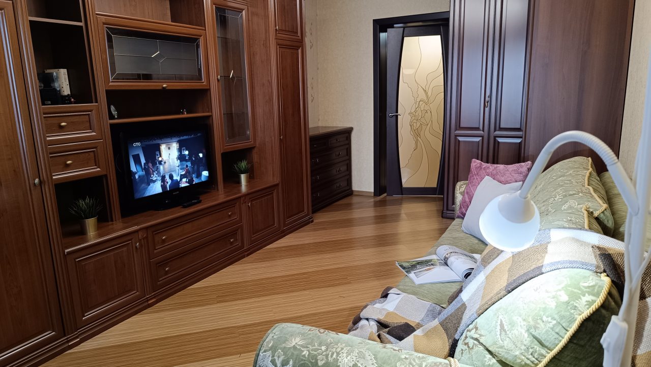 Трёхместный и более (Двухкомнатная квартира на студенческой), Апартаменты 3к квартира на 8 гостей