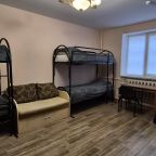 Восьмиместный (Место в 8 местном номере), Гостевой дом на Пригородной