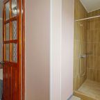 Номер (Двухкомнатный на 5/6 человек), Гостевой дом Южанин