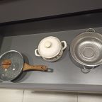Кухонные принадлежности, Апартаменты Все в гости в центре на Батурина