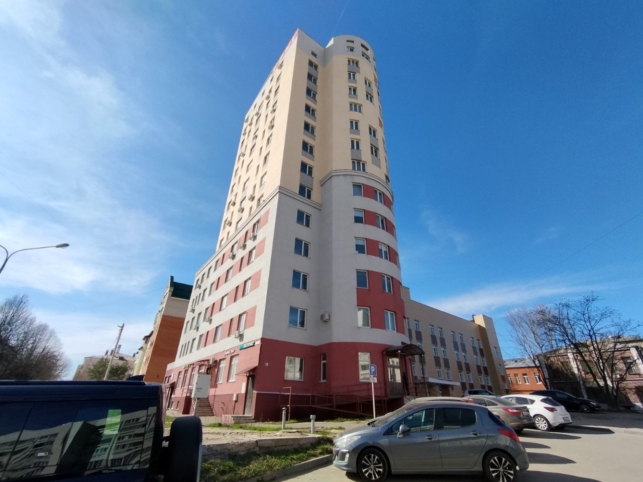 Автостоянка / Парковка, Апартаменты Все в гости в центре на Батурина