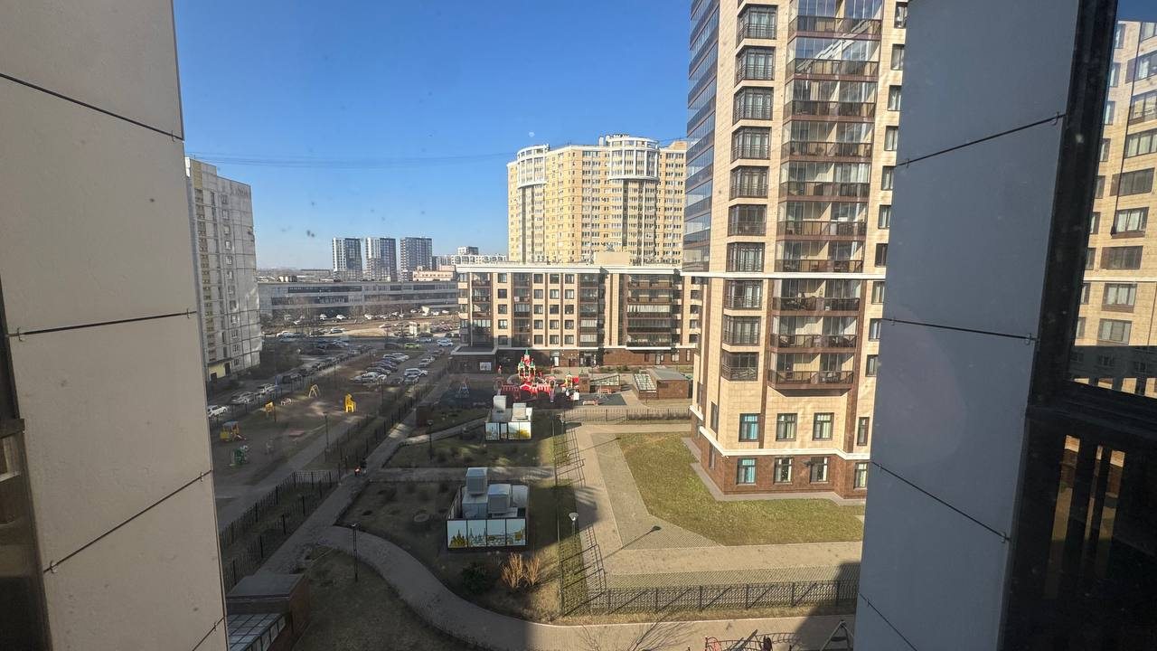Апартаменты (С террасой), Апартаменты у метро Московская