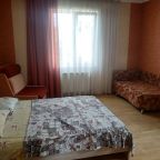Апартаменты с отдельным входом и кухонным гарнитуром!