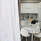 Апартаменты (Апартаменты в горах. Корпус EcoLand 26), Гостевой дом Белый дом