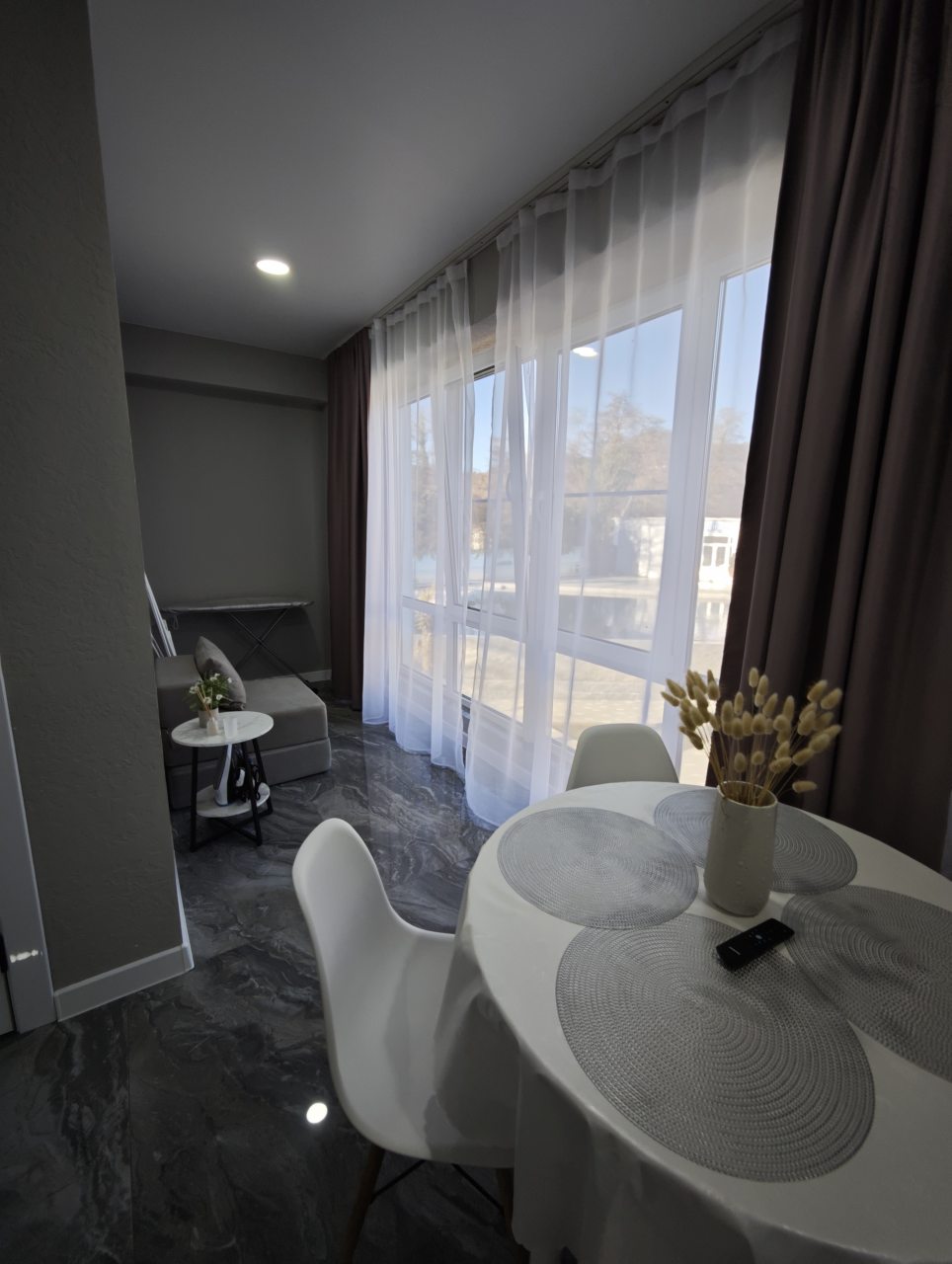 Апартаменты (Апартаменты в горах. Корпус EcoLand 26), Гостевой дом Белый дом