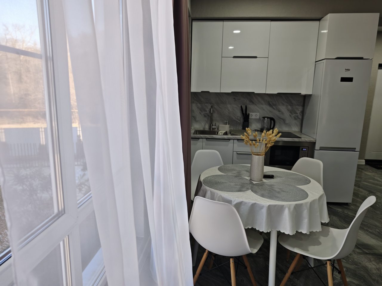 Апартаменты (Апартаменты в горах. Корпус EcoLand 26), Гостевой дом Белый дом