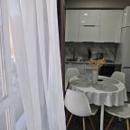 Апартаменты (Апартаменты в горах. Корпус EcoLand 26), Гостевой дом Белый дом