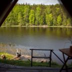 Трёхместный и более (Звездная пыль), База отдыха Смородина