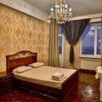 Апартаменты (Трехкомнатные апартаменты с видом на море), Апартаменты Апарт-Ревивал на берегу моря
