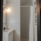 Апартаменты (КВ 33), Апартаменты Два шага до моря