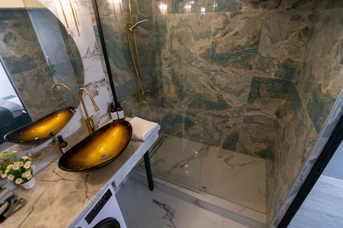 Апартаменты (На Московской 34 (14)), Апартаменты Hedonism Aparts на Московской 34