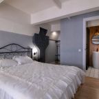 Апартаменты (На Московской 34 (24)), Апартаменты Hedonism Aparts на Московской 34