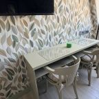 Апартаменты (Стильная мансарда), Апартаменты Горошины на Галерной