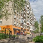 Шестиместный (Пять Звёзд у Цирка), Апартаменты Пять Звёзд у Цирка
